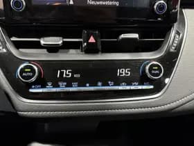 Toyota Corolla-touring-sports thumbnail 25