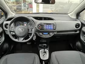 Toyota Yaris thumbnail 2