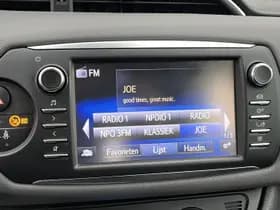 Toyota Yaris thumbnail 12