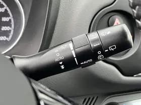 Toyota Yaris thumbnail 54