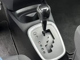 Toyota Yaris thumbnail 61