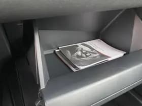 Toyota Corolla-touring-sports thumbnail 38