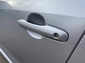 Toyota Corolla-touring-sports thumbnail 66