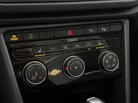 Volkswagen T-roc thumbnail 20