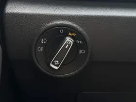 Volkswagen T-roc thumbnail 41