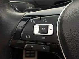 Volkswagen T-roc thumbnail 45