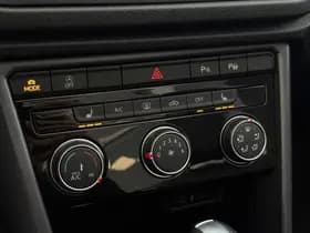 Volkswagen T-roc thumbnail 49