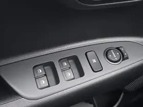 Kia Stonic thumbnail 81