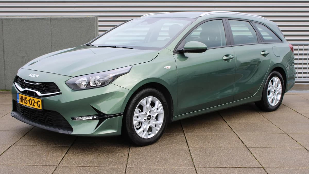 Kia Ceed-sportswagon — foto 1