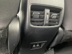 Toyota Corolla-cross thumbnail 103