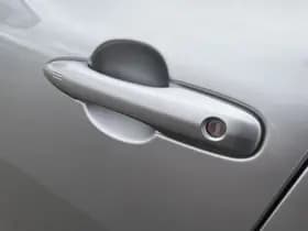 Toyota Corolla-cross thumbnail 18