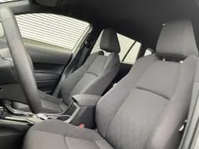 Toyota Corolla-cross thumbnail 24