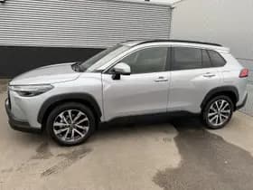 Toyota Corolla-cross thumbnail 4