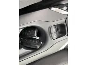 Toyota Corolla-cross thumbnail 43