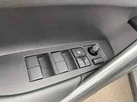 Toyota Corolla-cross thumbnail 74