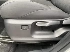 Toyota Corolla-cross thumbnail 75