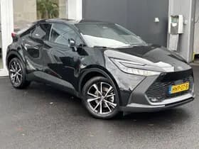 Toyota C-hr thumbnail 2