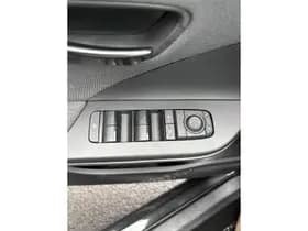 Toyota C-hr thumbnail 21