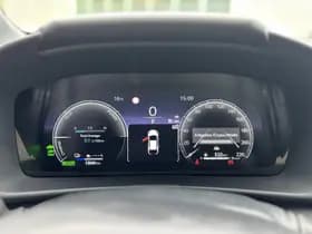 Toyota C-hr thumbnail 10