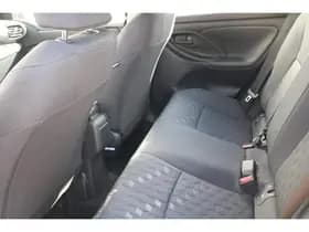 Toyota Yaris thumbnail 35