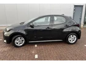 Toyota Yaris thumbnail 4