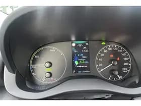 Toyota Yaris thumbnail 45