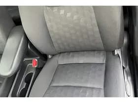 Toyota Yaris thumbnail 46