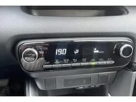 Toyota Yaris thumbnail 70