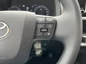 Toyota C-hr thumbnail 17