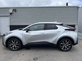 Toyota C-hr thumbnail 3