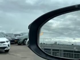 Toyota C-hr thumbnail 38