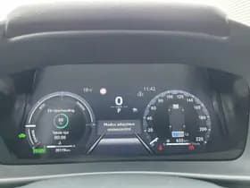 Toyota C-hr thumbnail 5