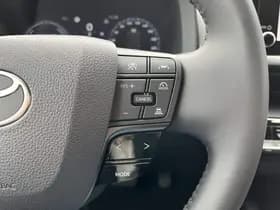 Toyota C-hr thumbnail 59