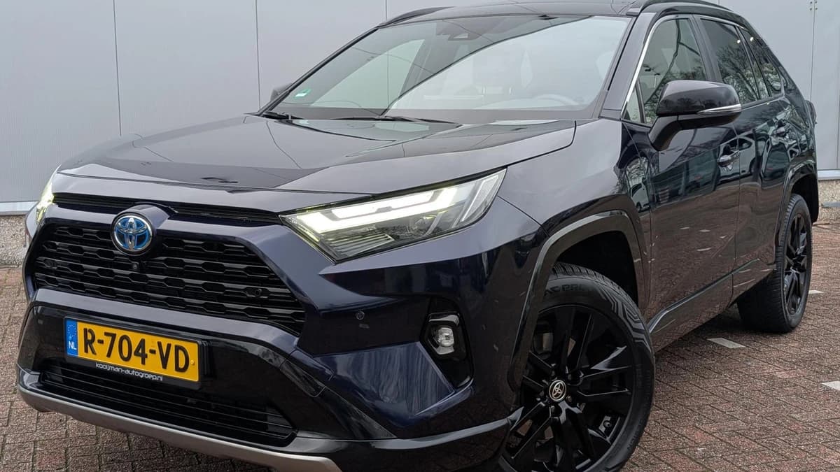 Toyota Rav4 — foto 1