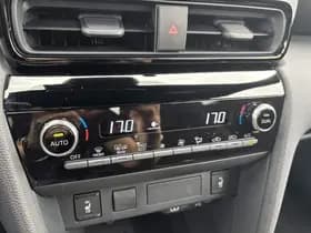 Toyota Yaris-cross thumbnail 45