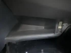 Toyota C-hr thumbnail 36