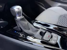 Toyota C-hr thumbnail 24