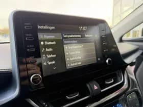 Toyota C-hr thumbnail 16