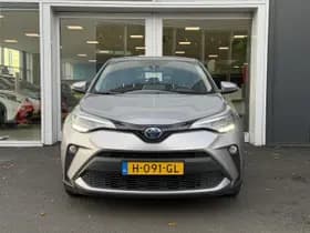 Toyota C-hr thumbnail 3