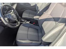 Toyota Yaris-cross thumbnail 2