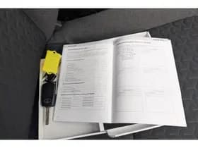 Toyota Yaris-cross thumbnail 29