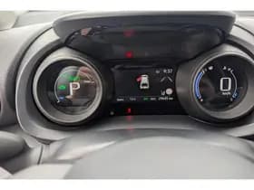 Toyota Yaris-cross thumbnail 38