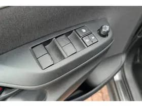 Toyota Yaris-cross thumbnail 49