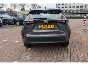 Toyota Yaris-cross thumbnail 9