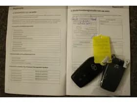 Toyota Corolla-cross thumbnail 19