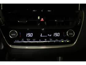 Toyota Corolla-cross thumbnail 56