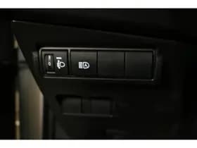 Toyota Corolla-cross thumbnail 15