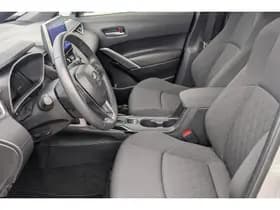 Toyota Corolla-cross thumbnail 20