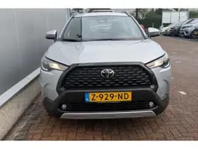 Toyota Corolla-cross thumbnail 4