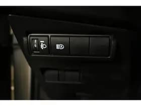 Toyota Corolla-cross thumbnail 51